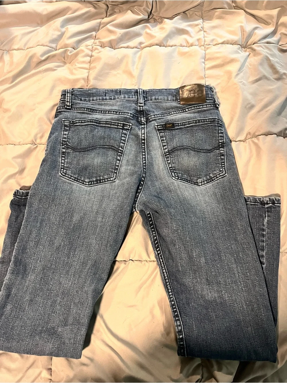 Lee classic fit 32x30 bue jeans